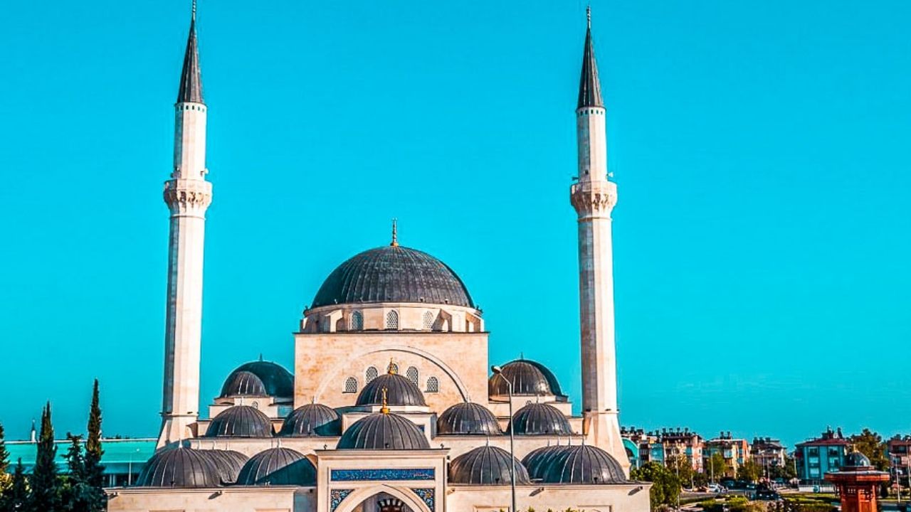 Çelebi Sultan Mehmet Camii