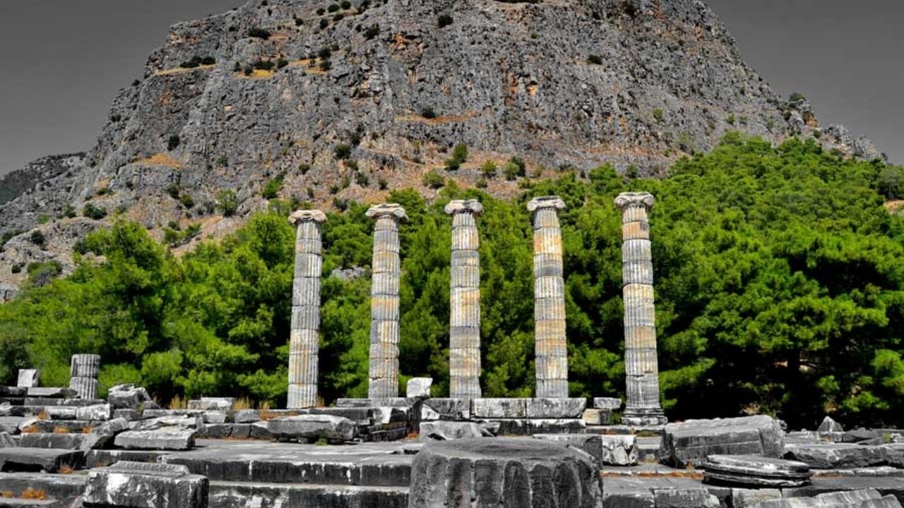 Priene Antik Kenti  (1)