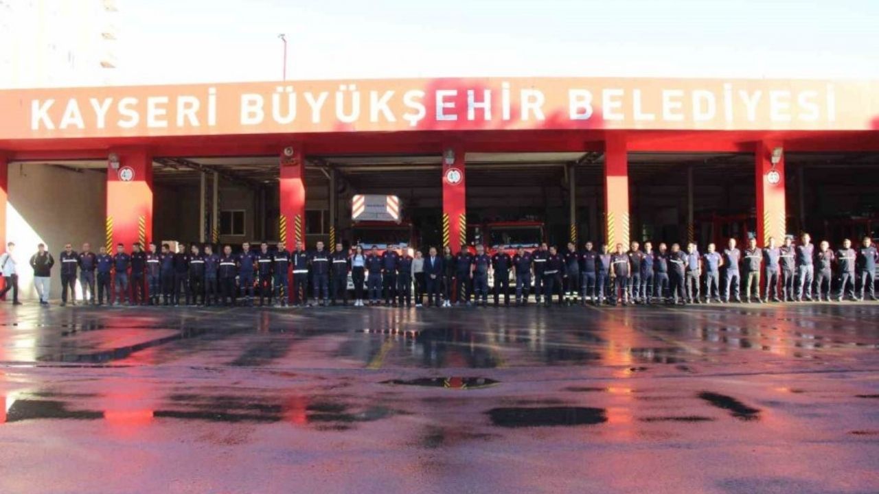 Kayseri İtfaiye Kahramanları İtfaiyecilik Haftası'nda Onurlandırıldı (2)