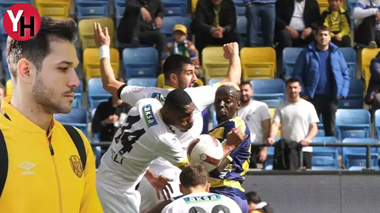 Ankaragücü İstanbulspor Maçında Kaleci Ertaç Özbir'in Korkunç Sakatlığı